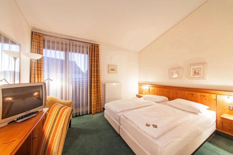 โนวุม โฮเต็ล ไซเดิลฮอฟ มุนเชน Hotel ฮาร์ ภายนอก รูปภาพ